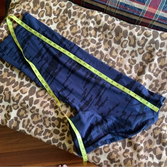 HUGO BOSS mens graphic army abstract print tee t-shirt short sleeve Medium - Picture 5 of 7